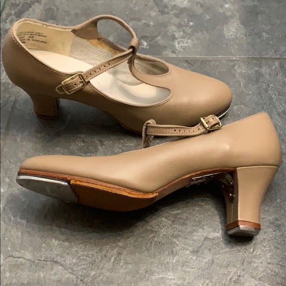 Dancing Flair Shoes - Dancing Flair Tap Shoes with Heel